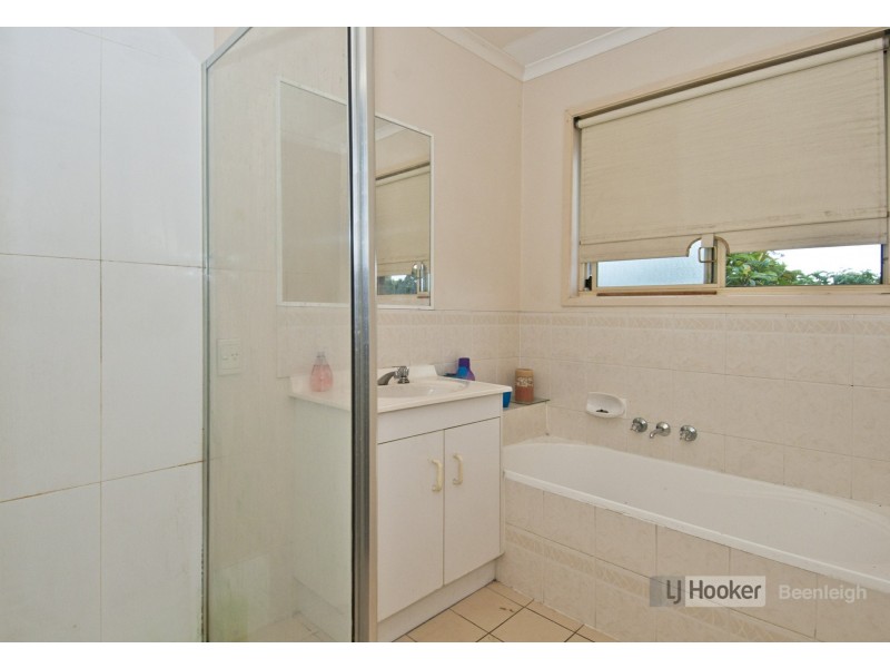 6 Embley Court, Eagleby QLD 4207