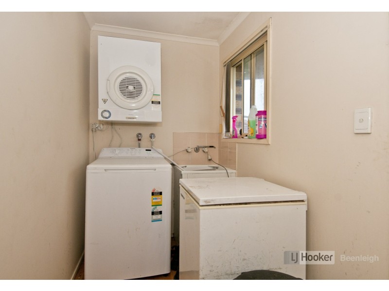 6 Embley Court, Eagleby QLD 4207