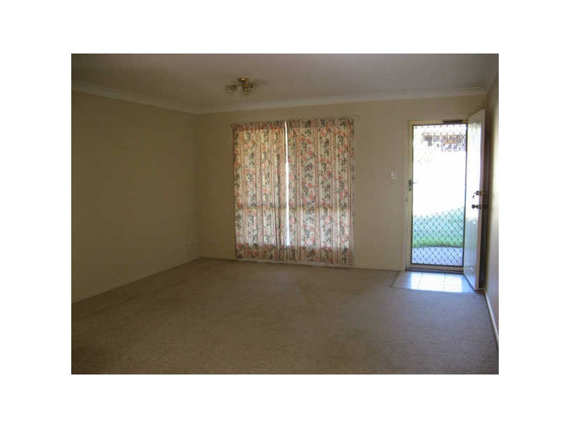 6 Buckley St, Edens Landing QLD 4207