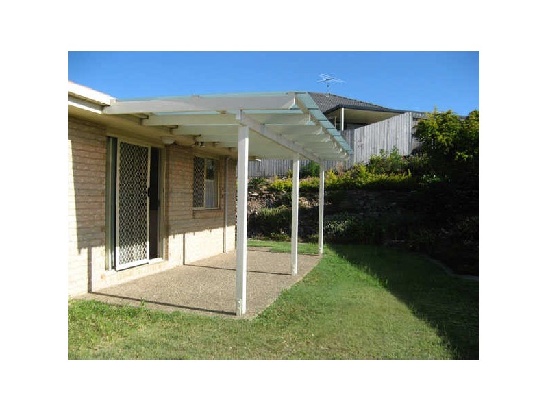 6 Buckley St, Edens Landing QLD 4207