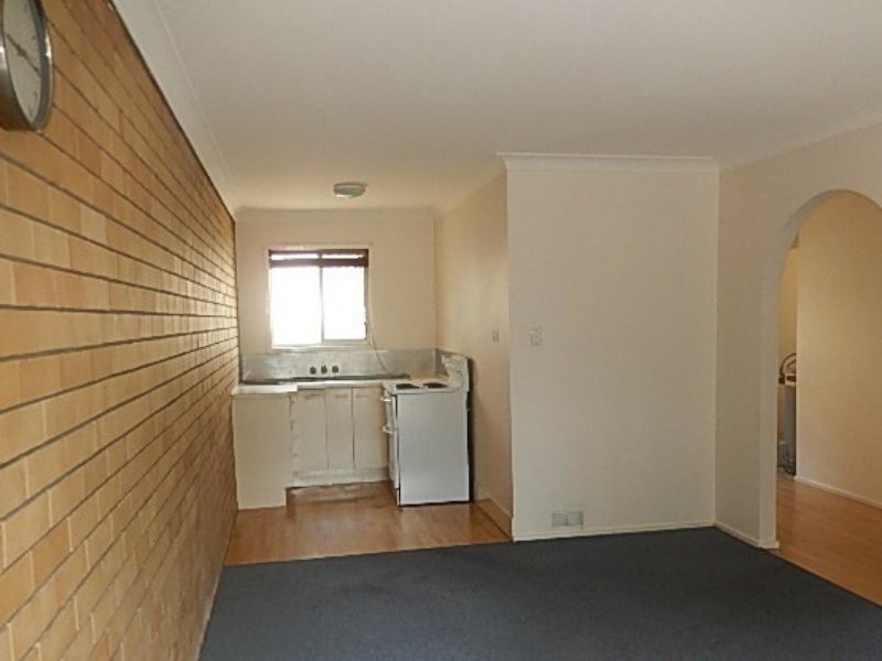 4/4 Ramu Street, Eagleby QLD 4207