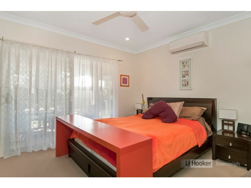 6 Bladensburg Drive, Waterford QLD 4133