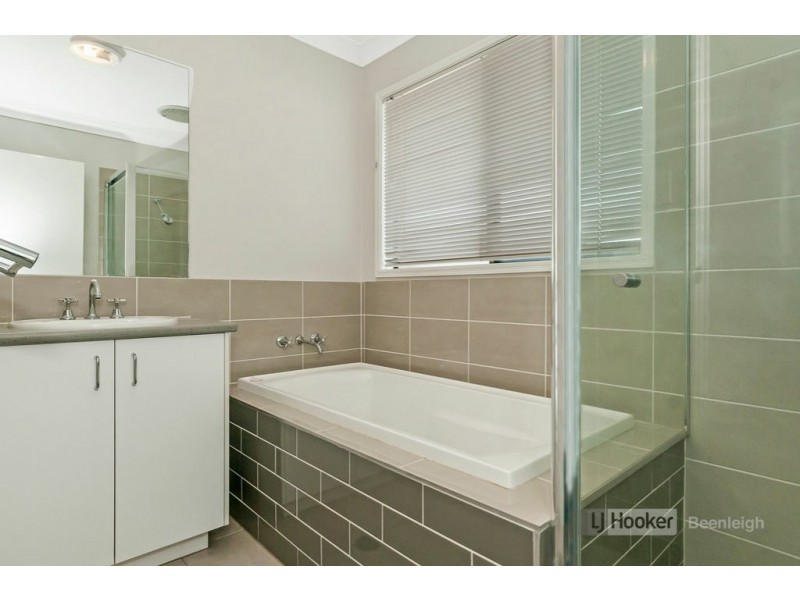 41 Skyline Circuit, Bahrs Scrub QLD 4207