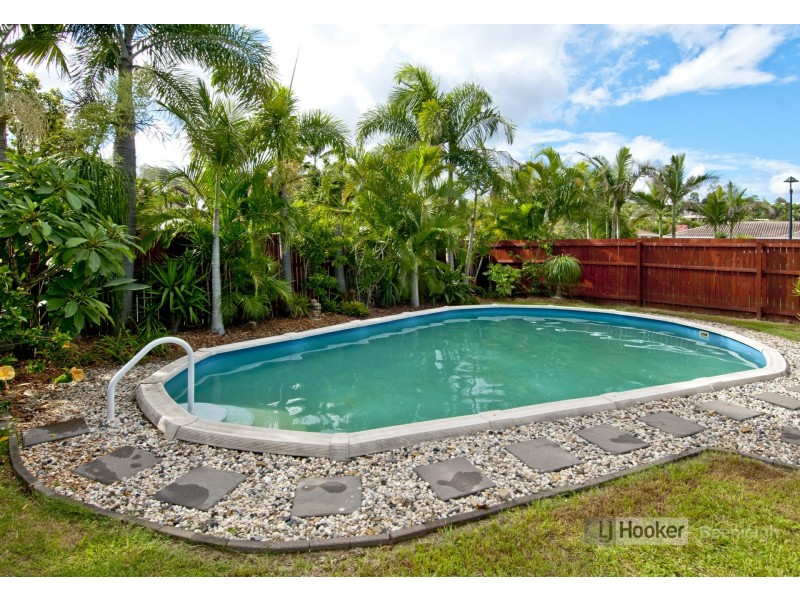 4 Jempal Court, Tanah Merah QLD 4128