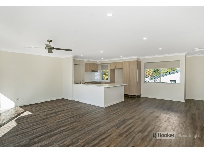 8A Clarendon Avenue, Bethania QLD 4205