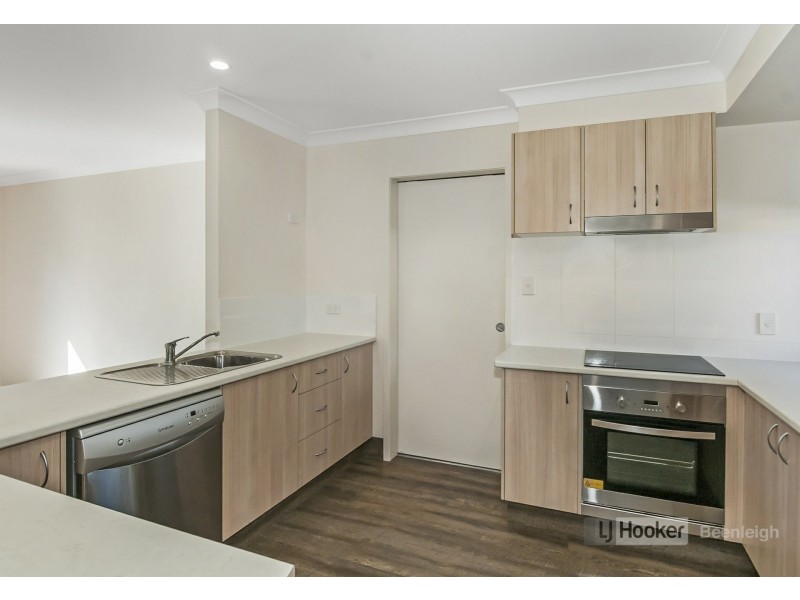 8A Clarendon Avenue, Bethania QLD 4205