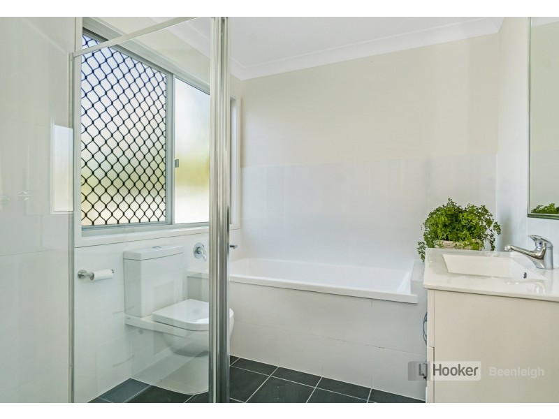 8A Clarendon Avenue, Bethania QLD 4205