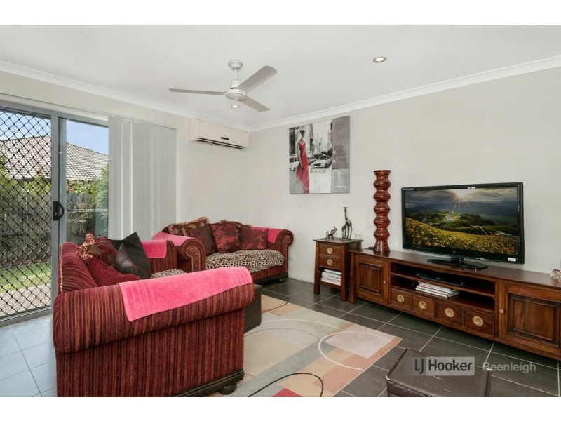21A Oakvale Avenue, Holmview QLD 4207