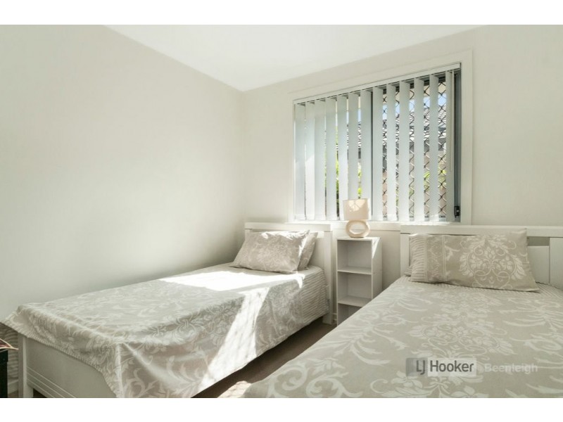 21A Oakvale Avenue, Holmview QLD 4207