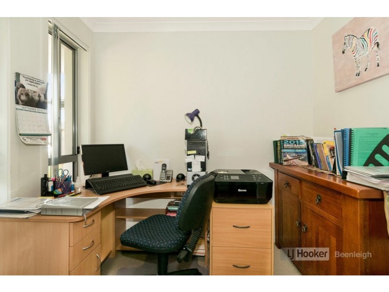 21A Oakvale Avenue, Holmview QLD 4207