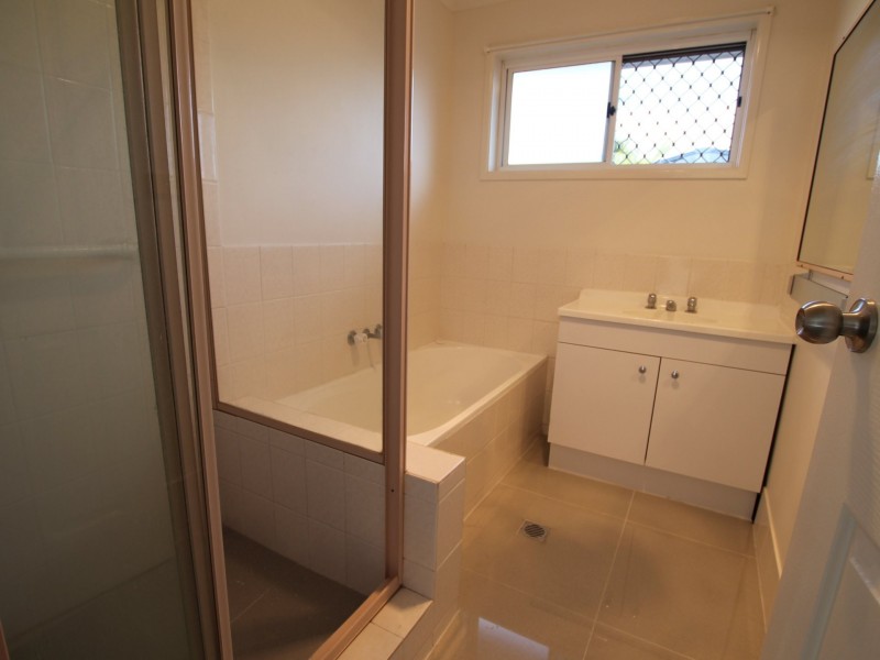 3 Natalie Court, Eagleby QLD 4207