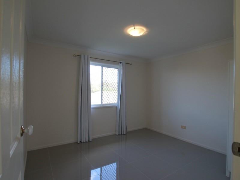 3 Natalie Court, Eagleby QLD 4207