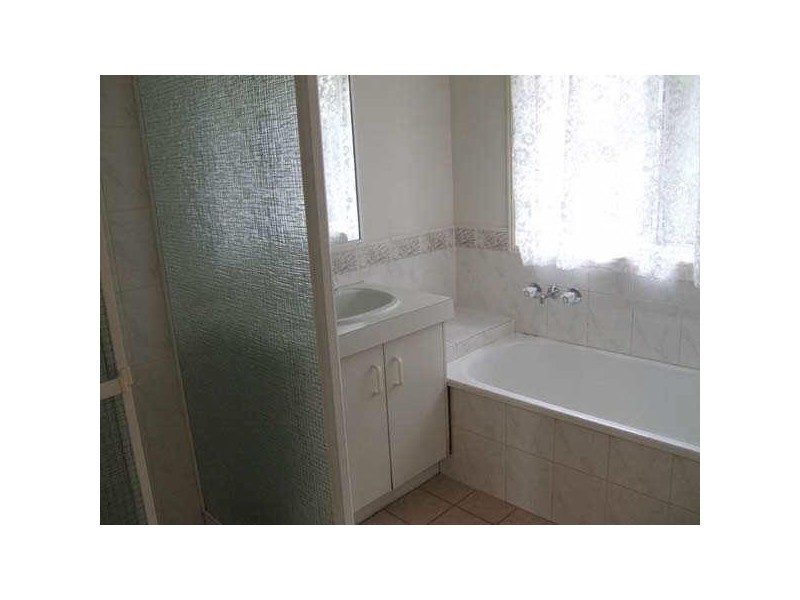 3 Kummara Rd, Edens Landing QLD 4207