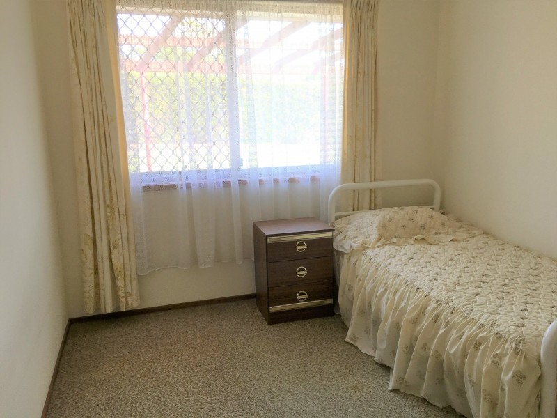 16 Thoms Crescent, Mount Warren Park QLD 4207