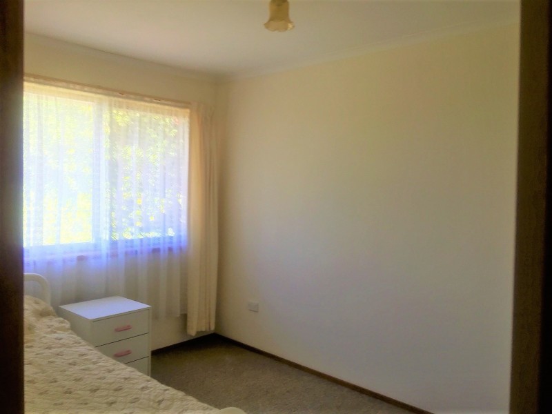16 Thoms Crescent, Mount Warren Park QLD 4207