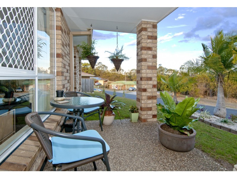 11 Kummara Road, Edens Landing QLD 4207