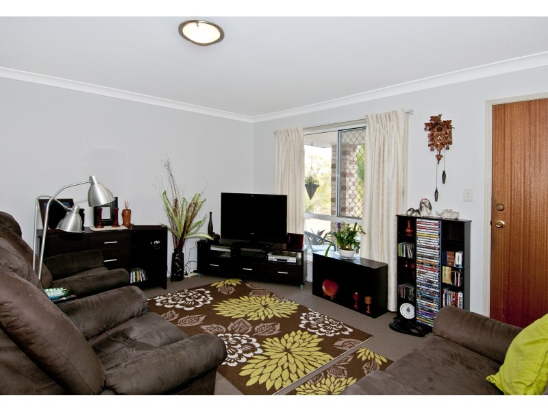 11 Kummara Road, Edens Landing QLD 4207
