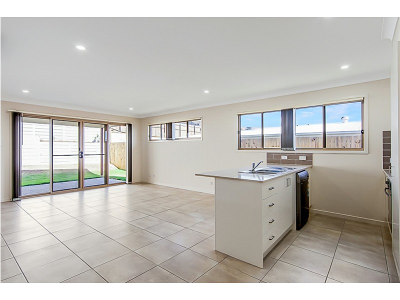 35 Dysart Drive, Holmview QLD 4207