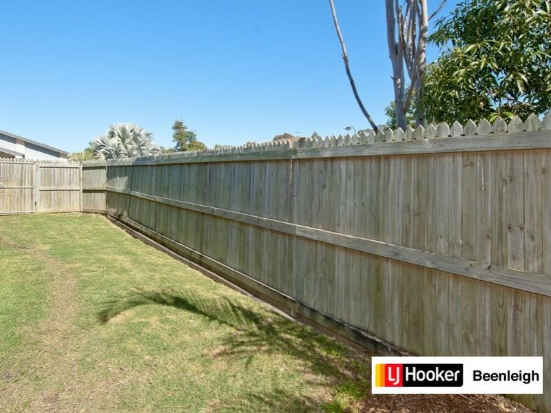 2 Kenilworth Crescent, Waterford QLD 4133