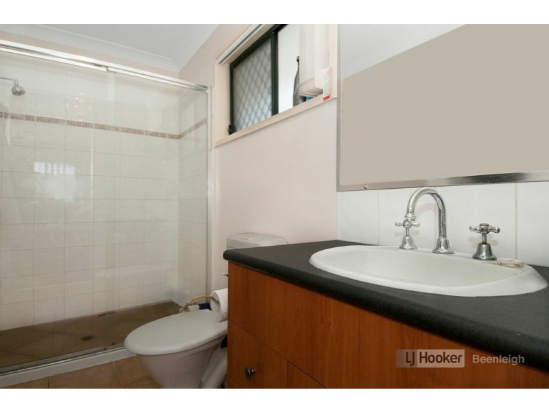 12 Mountain View Crescent, Mount Warren Park QLD 4207