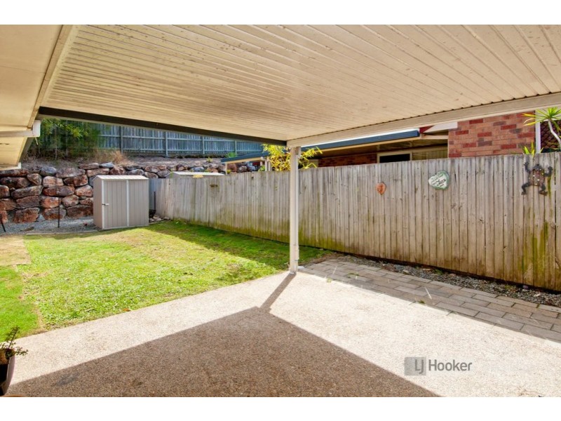 12 Mountain View Crescent, Mount Warren Park QLD 4207