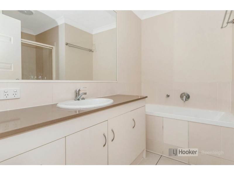 10 Zachary Street, Eagleby QLD 4207