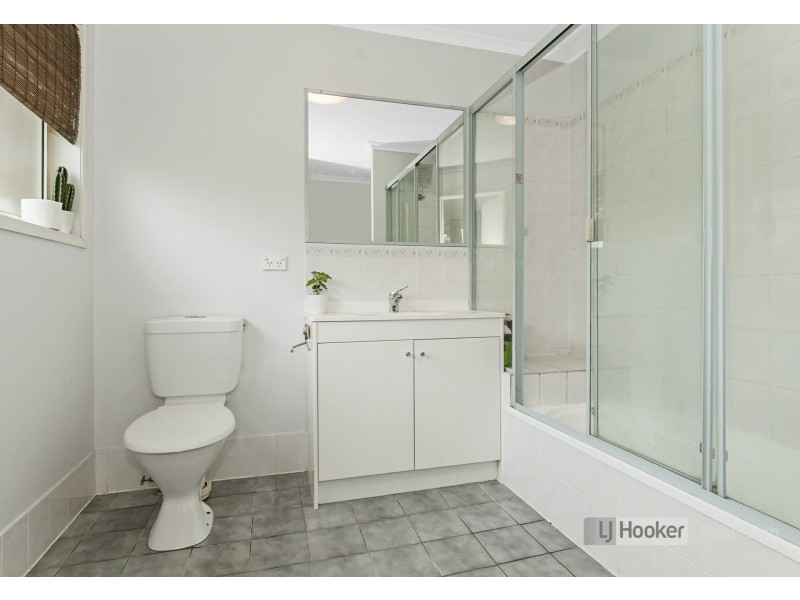 Unit 5/112 Overland Drive, Edens Landing QLD 4207