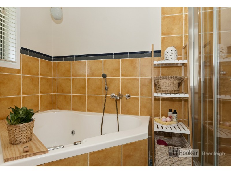 10 Lynette Court, Bethania QLD 4205
