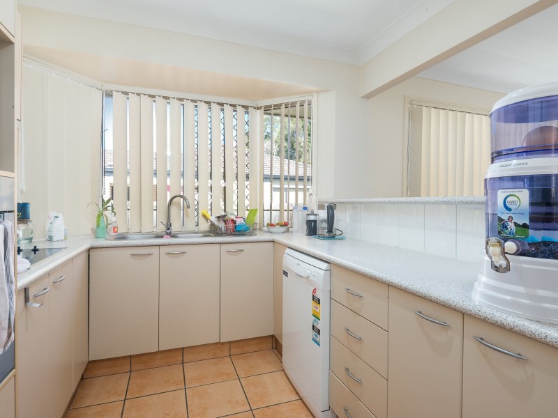 14 Mountain View Crescent, Mount Warren Park QLD 4207