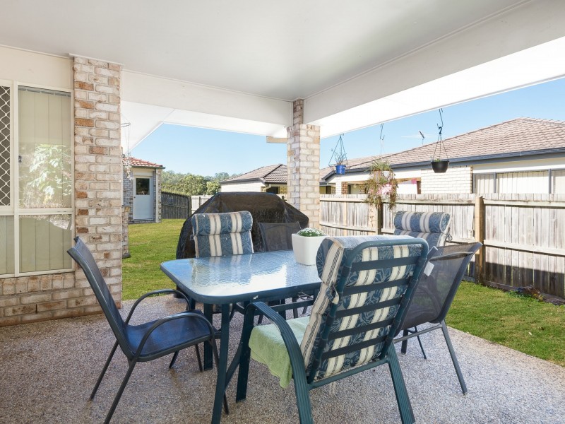 14 Mountain View Crescent, Mount Warren Park QLD 4207
