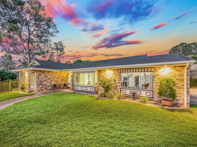 103 Castile Crescent, Edens Landing QLD 4207