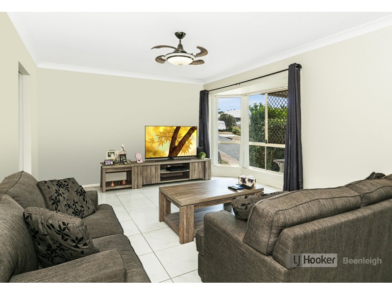 10 Vromans Court, Edens Landing QLD 4207