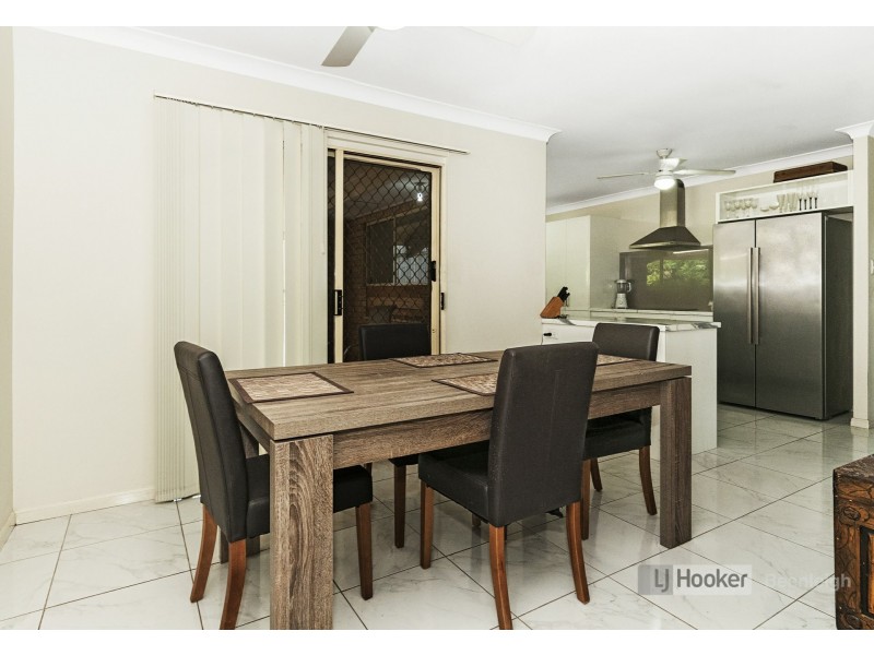 10 Vromans Court, Edens Landing QLD 4207