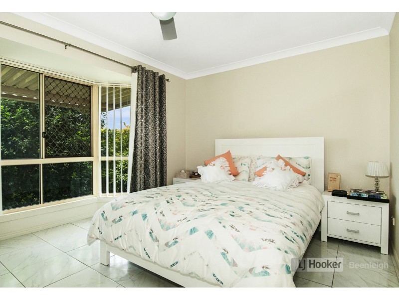 10 Vromans Court, Edens Landing QLD 4207