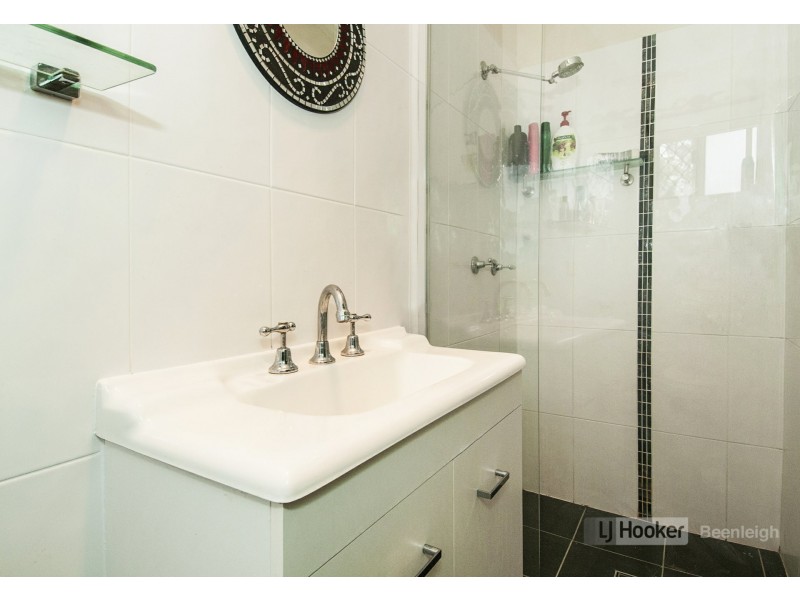 10 Vromans Court, Edens Landing QLD 4207