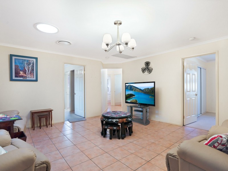 2a Swallow Street, Eagleby QLD 4207
