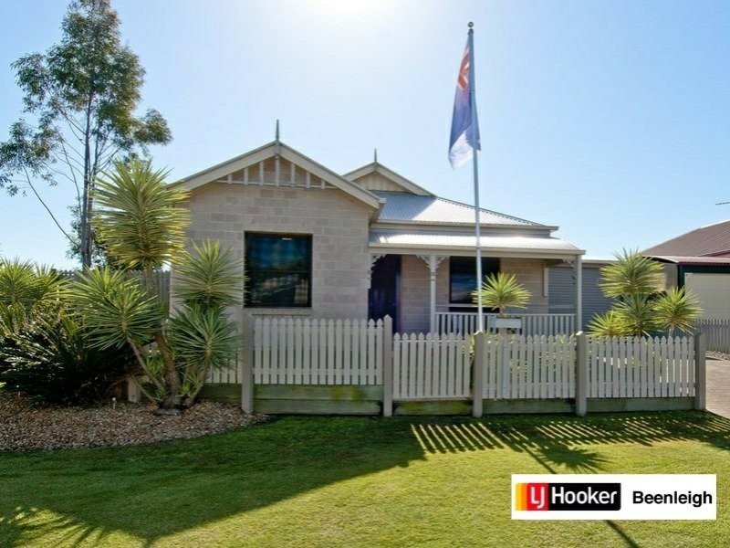 2 Kenilworth Crescent, Waterford QLD 4133