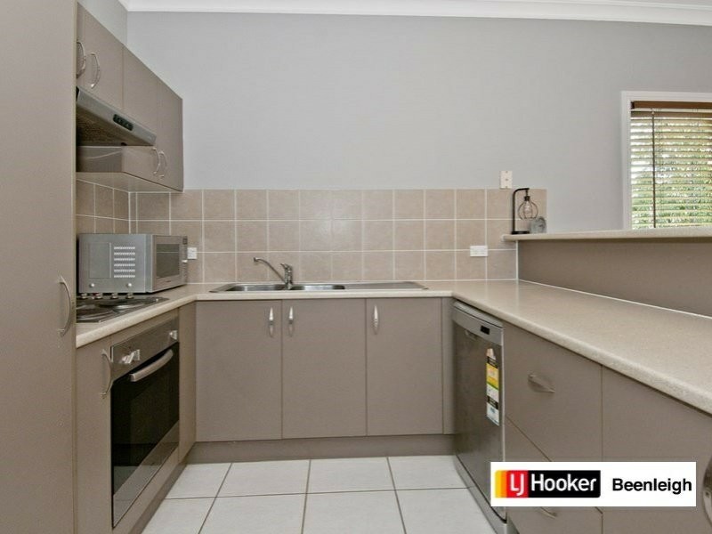 2 Kenilworth Crescent, Waterford QLD 4133