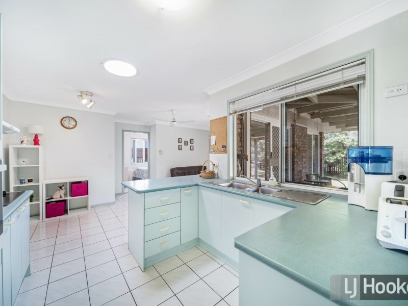 16 Sandra-Ann Drive, Edens Landing QLD 4207
