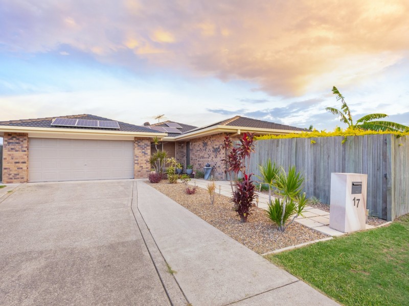 17 Laura Anne Drive, Windaroo QLD 4207