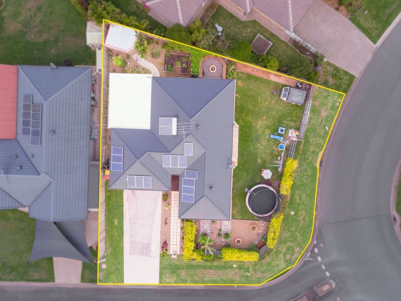 17 Laura Anne Drive, Windaroo QLD 4207