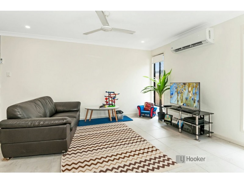 12 Dalby Street, Holmview QLD 4207