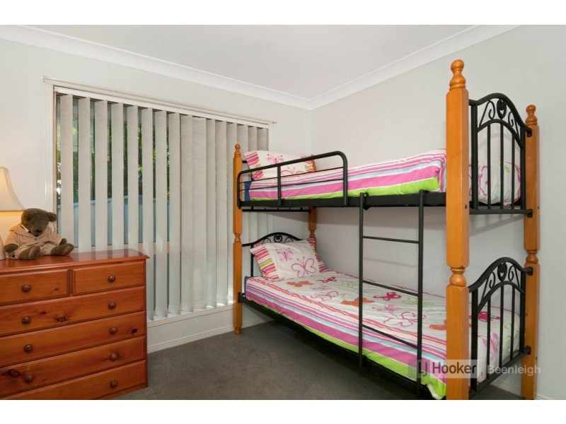 22-24 Hillview Crescent, Bahrs Scrub QLD 4207