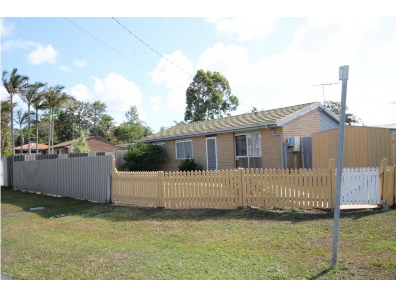 15 Balmoral Street, Eagleby QLD 4207