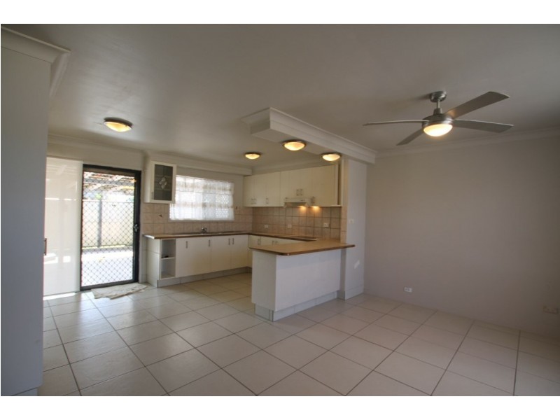 15 Balmoral Street, Eagleby QLD 4207
