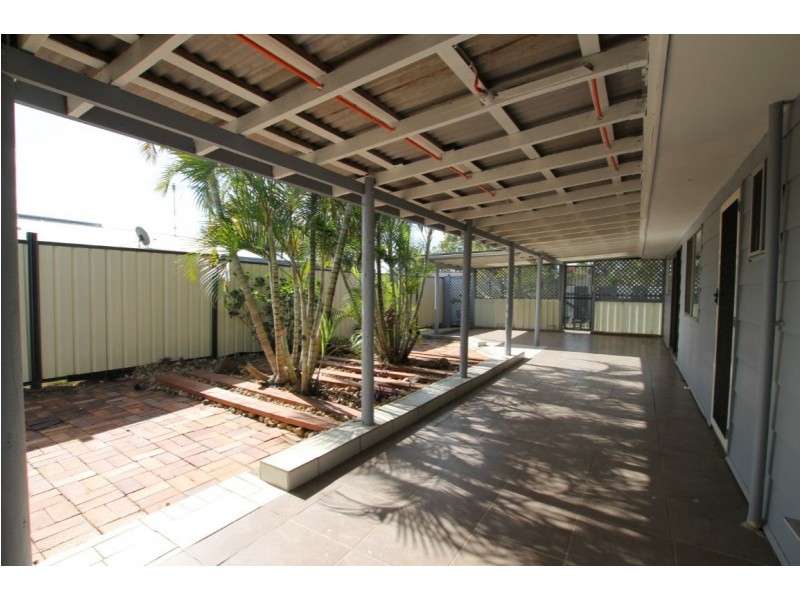 15 Balmoral Street, Eagleby QLD 4207