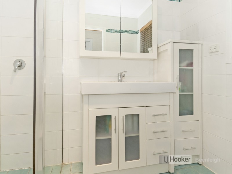 8 Maroochy Crescent, Beenleigh QLD 4207