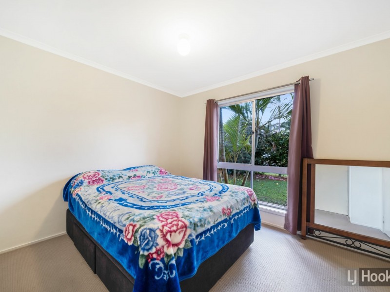 10 Lomic Ct, Eagleby QLD 4207