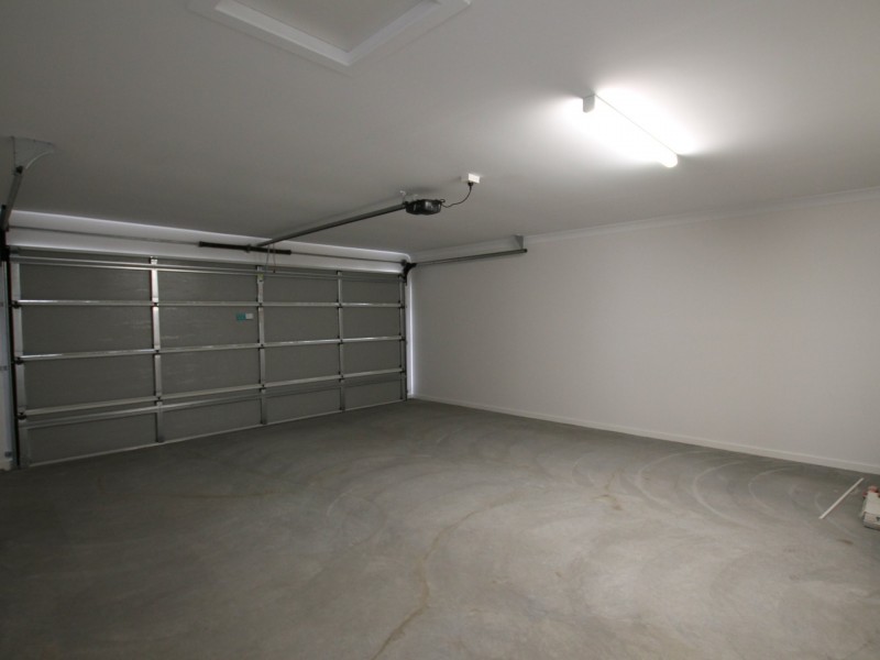 6 Peel Street, Holmview QLD 4207