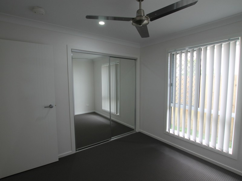 6 Peel Street, Holmview QLD 4207